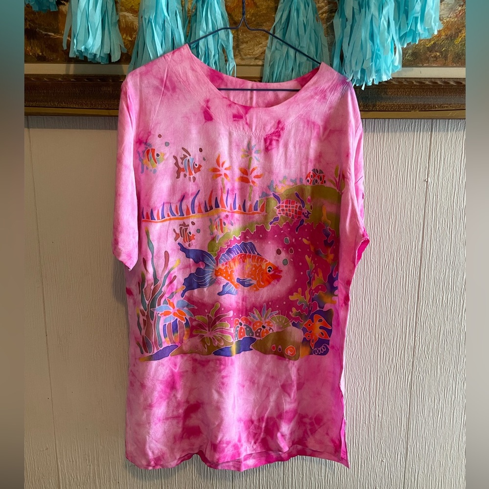 Vintage tie dye beach shirt. Size Small. Never Worn.